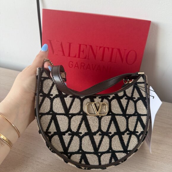 NWT Valentino Garavani VLogo Mini Shoulder Bag Gold Chain-link Leather Strap - Picture 8 of 12